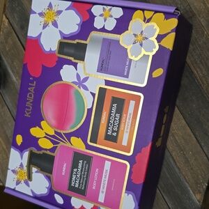 KUNDAL GIFT SET 🥰